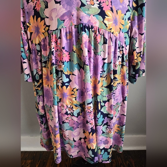 Haptics Floral V-Neck Quarter Sleeve Easter Spring Dress - Picture 6 of 9